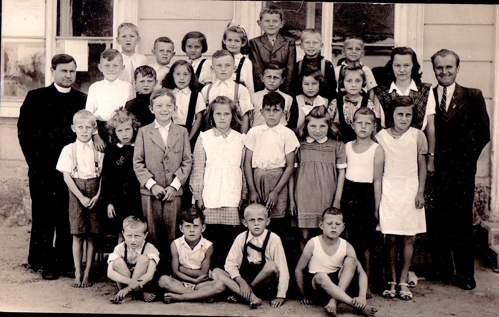 Obecná škola - žáci narození kolem r.1938